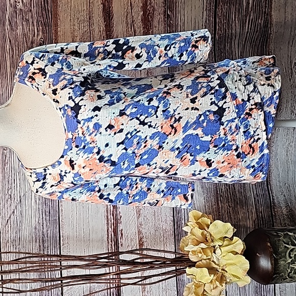 Chico's Tops - CHICO'S ABSTRACT COTTON-BLEND CROSSOVER SLUB TEE